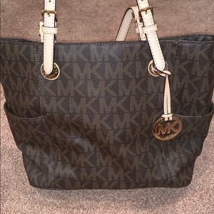 Michael Kors MK Shoulder Bag - Brown